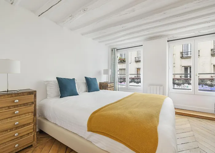 Psychedelic Apartment *